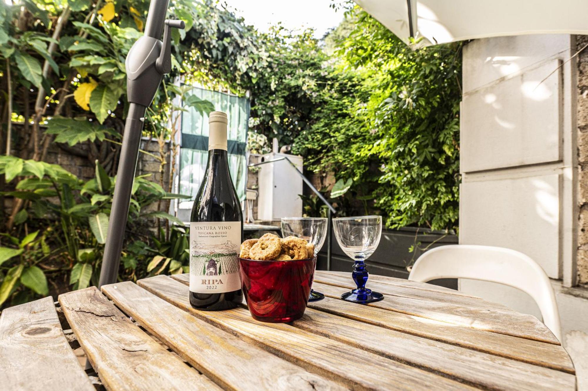 Lovely Garden In Beautiful San Saba Appartamento