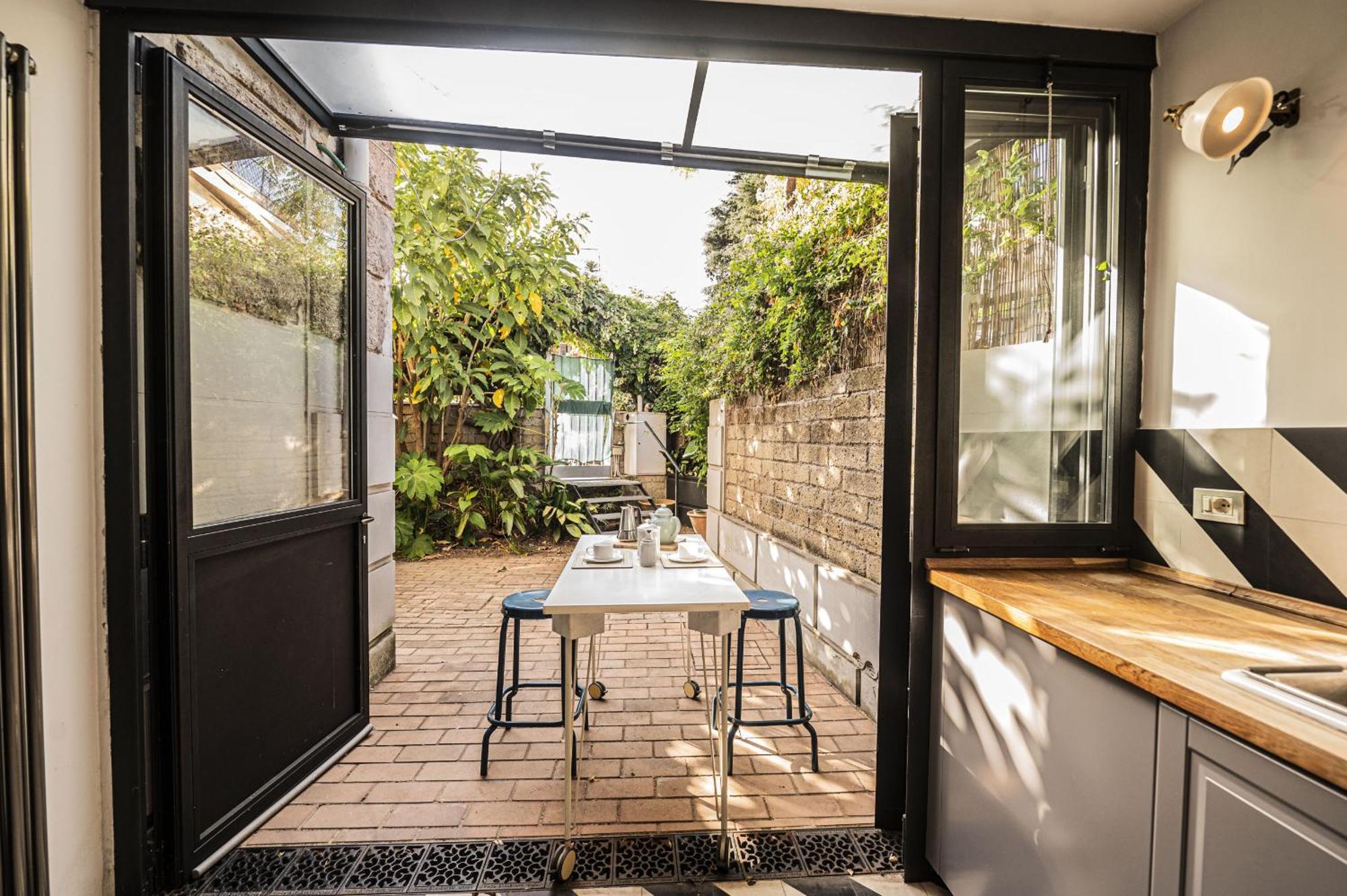 Appartamento Lovely Garden In Beautiful San Saba Roma